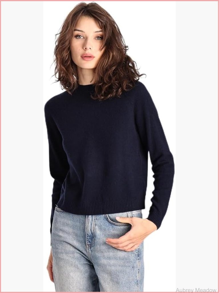 Long Sleeve Shrunken Crew Cashmere Sweater - Slim Fit Pullover